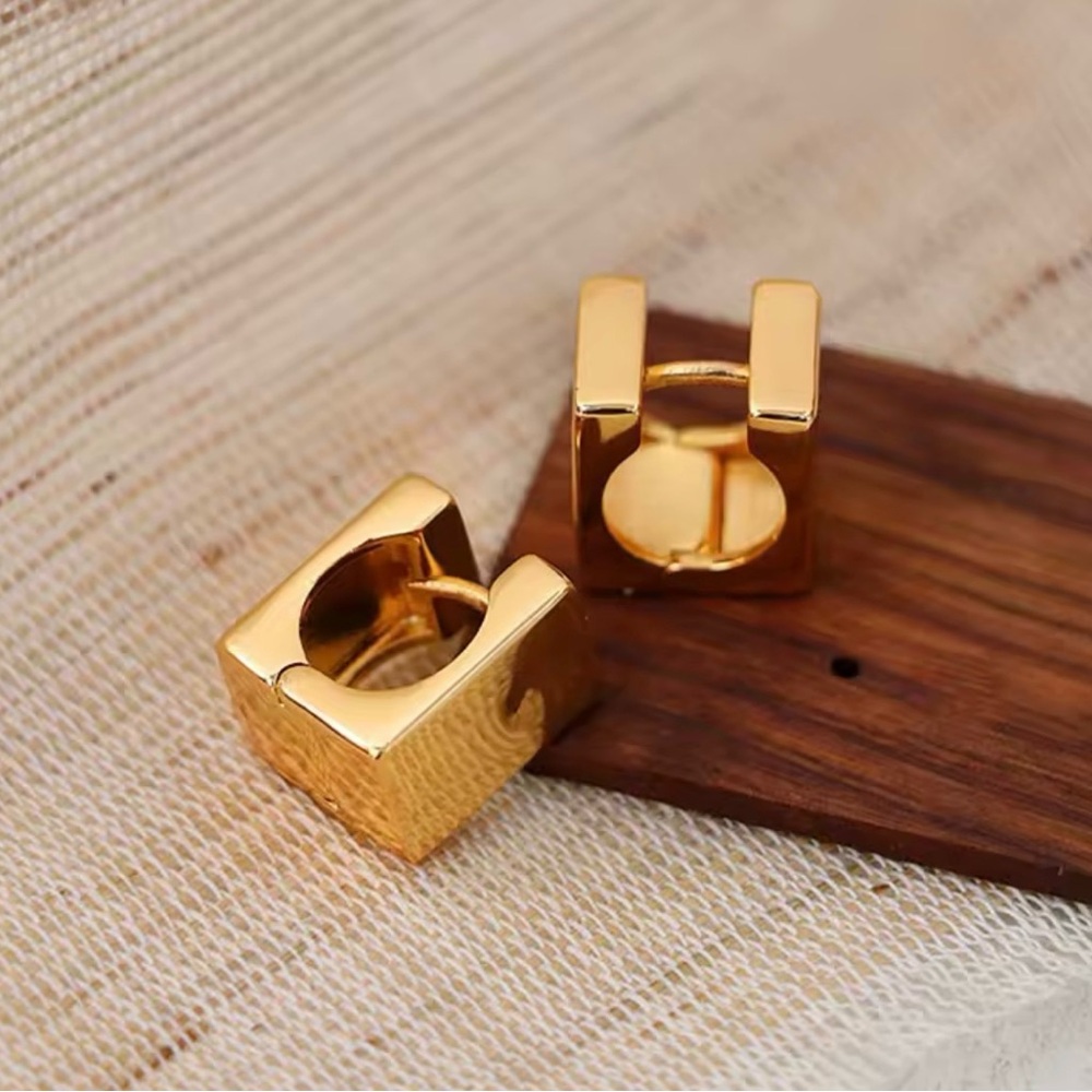 Modern Geometric Mod Punk Gold Hoop Square Earrings